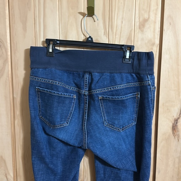 GAPMATERNITY Stretch Regular Jeans - Picture 3 of 4